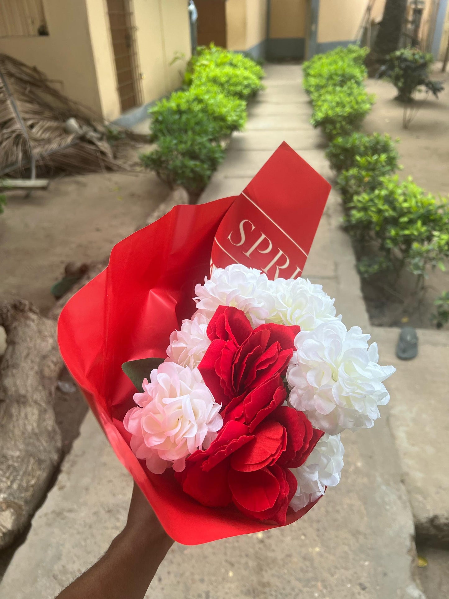 ROSE ARTIFICIEL