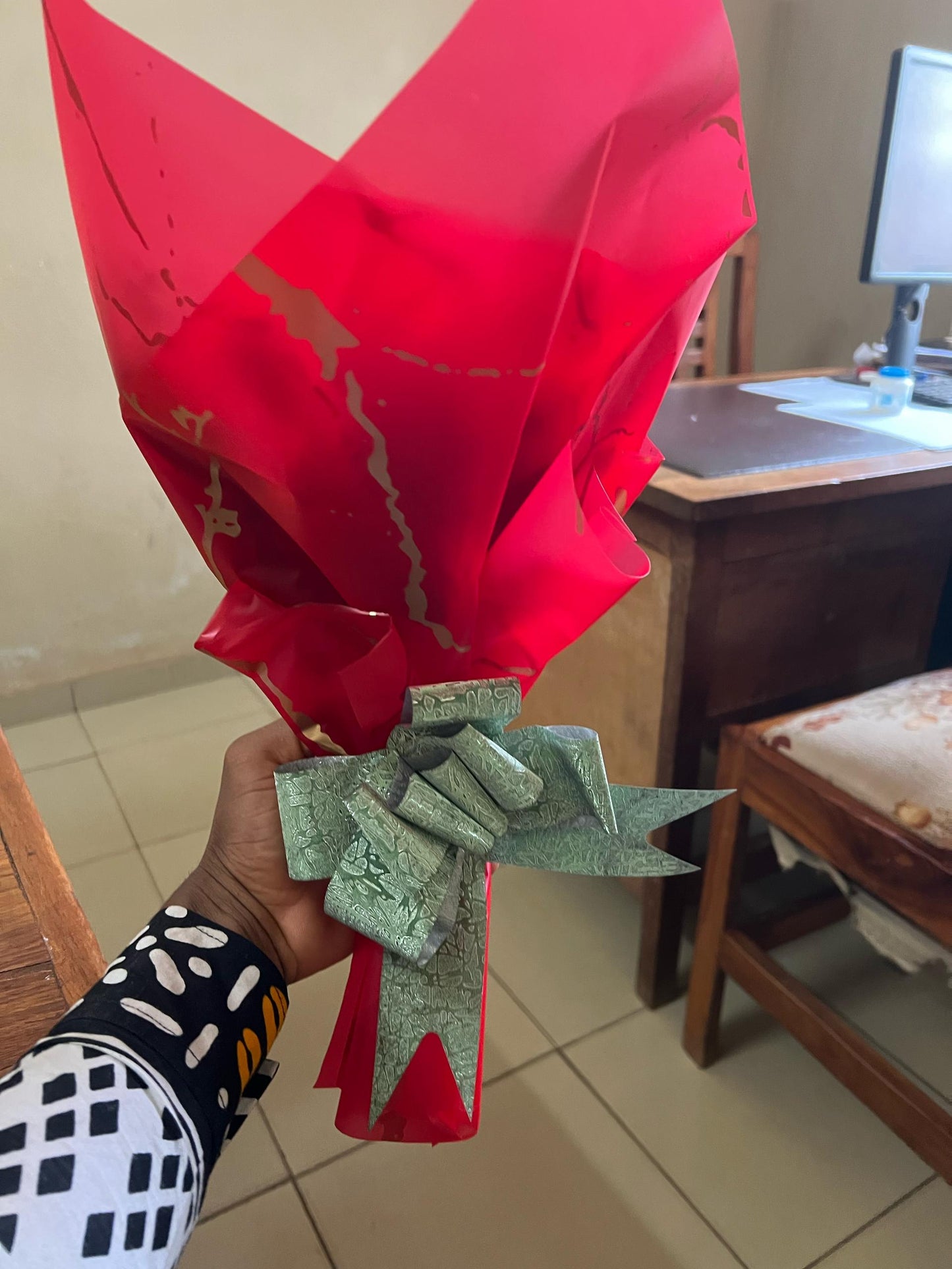 ROSE ARTIFICIEL