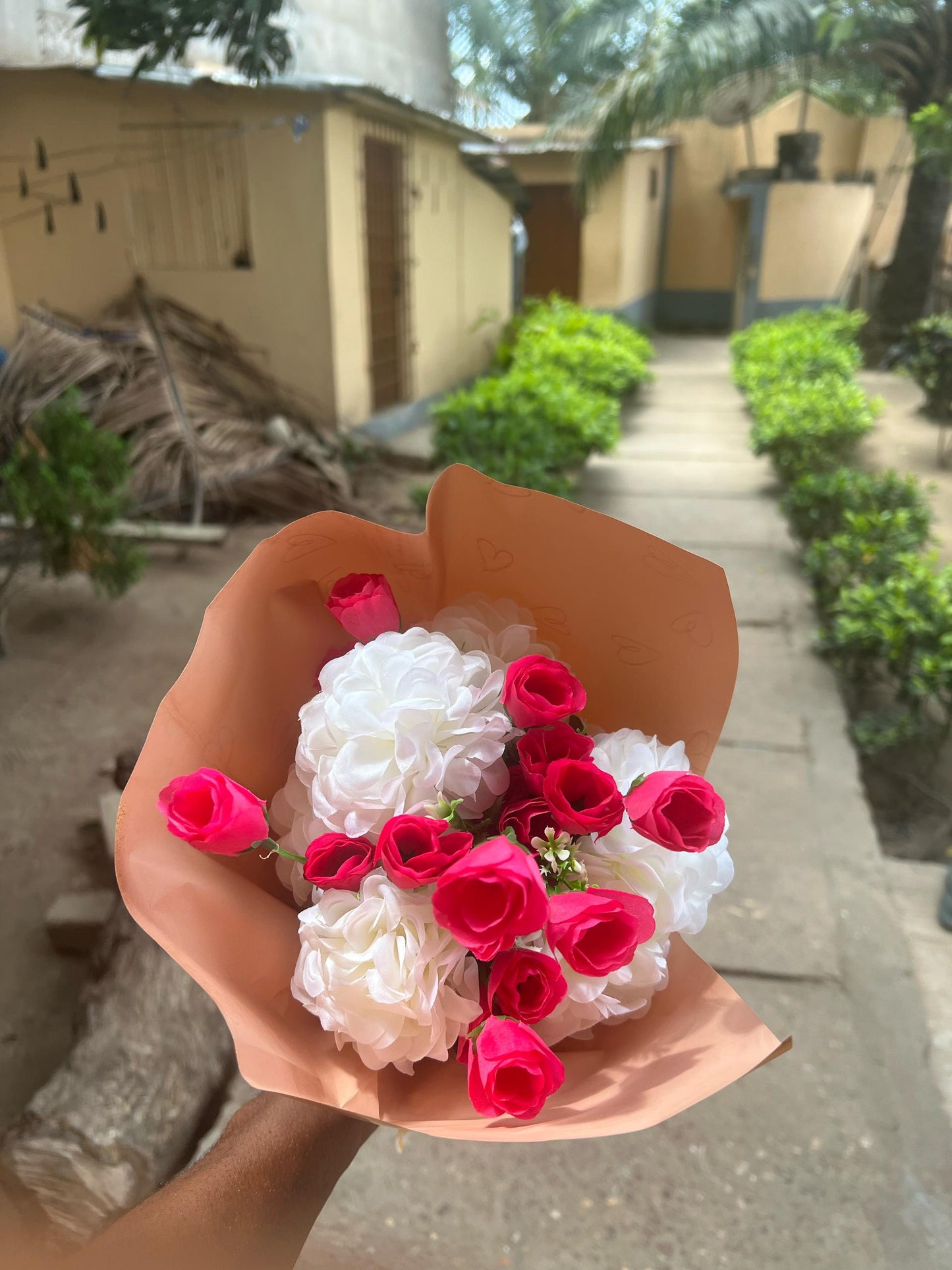 ROSE ARTIFICIEL